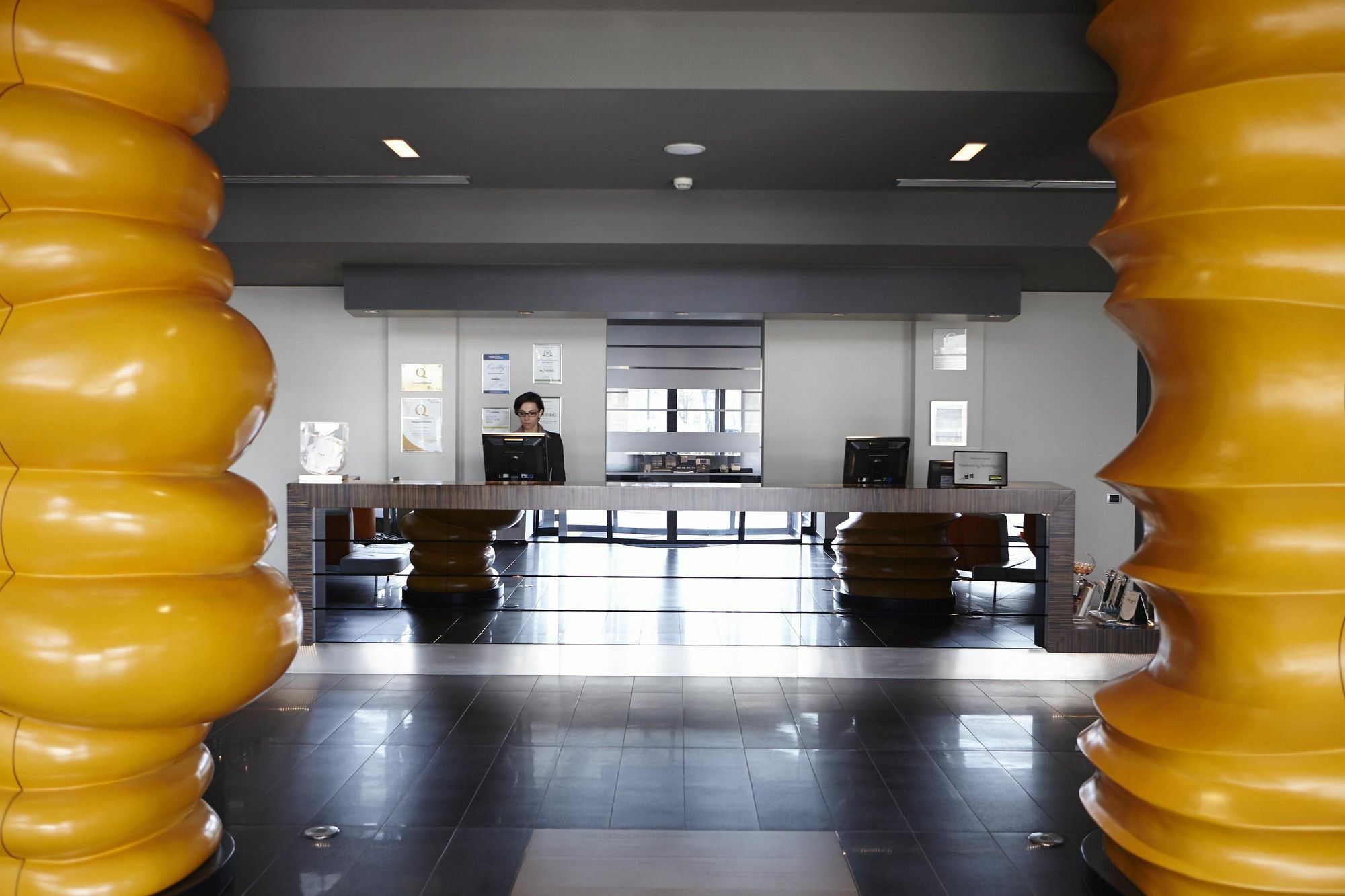 Rmh โมเดนา เด อาร์ต Hotel โมดินา ภายนอก รูปภาพ